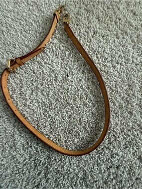 Louis Vuitton Adjustable shoulder Strap with Gold Hardware A55